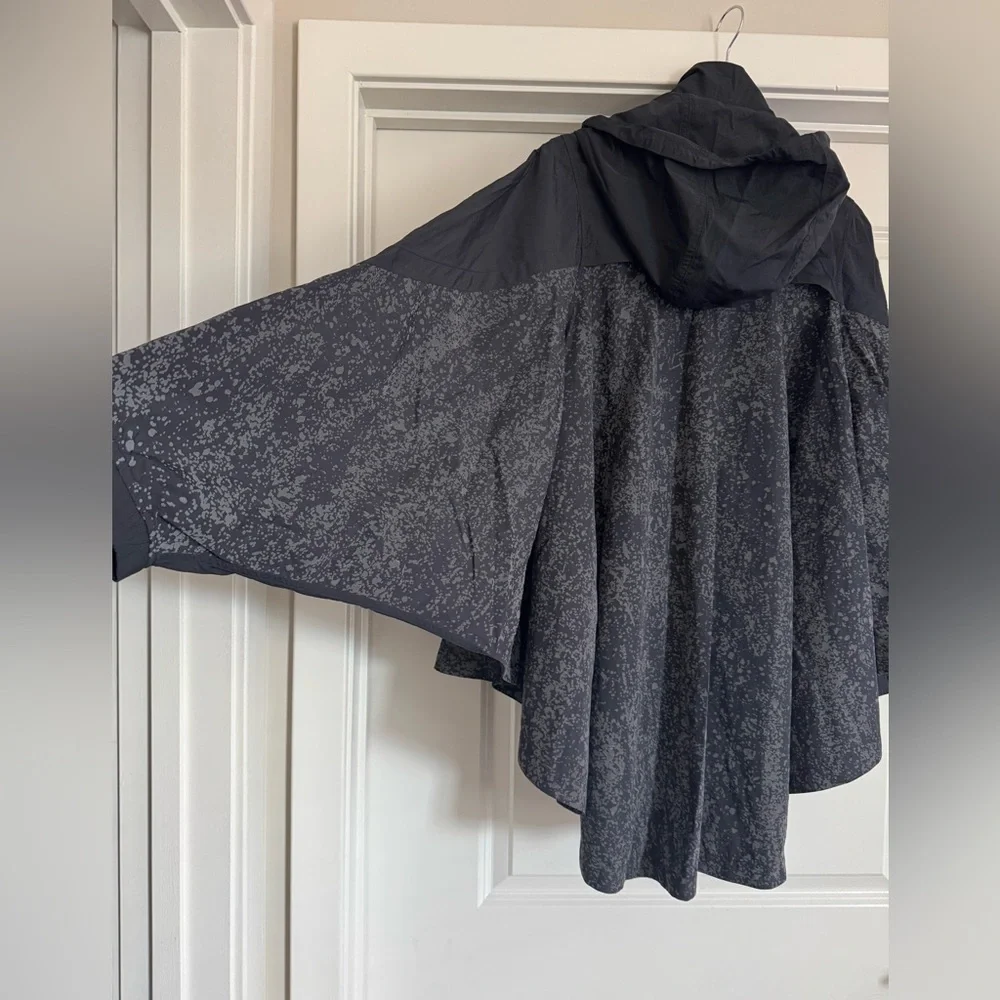Limited Edition Lululemon collaboration with Soulcycle Size L/M Like New - Picture 10 of 15